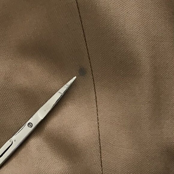 Escada Woman's Sz 34 or XS Caramel Tan 100% Virgin Wool Button Front Blazer - Picture 9 of 10